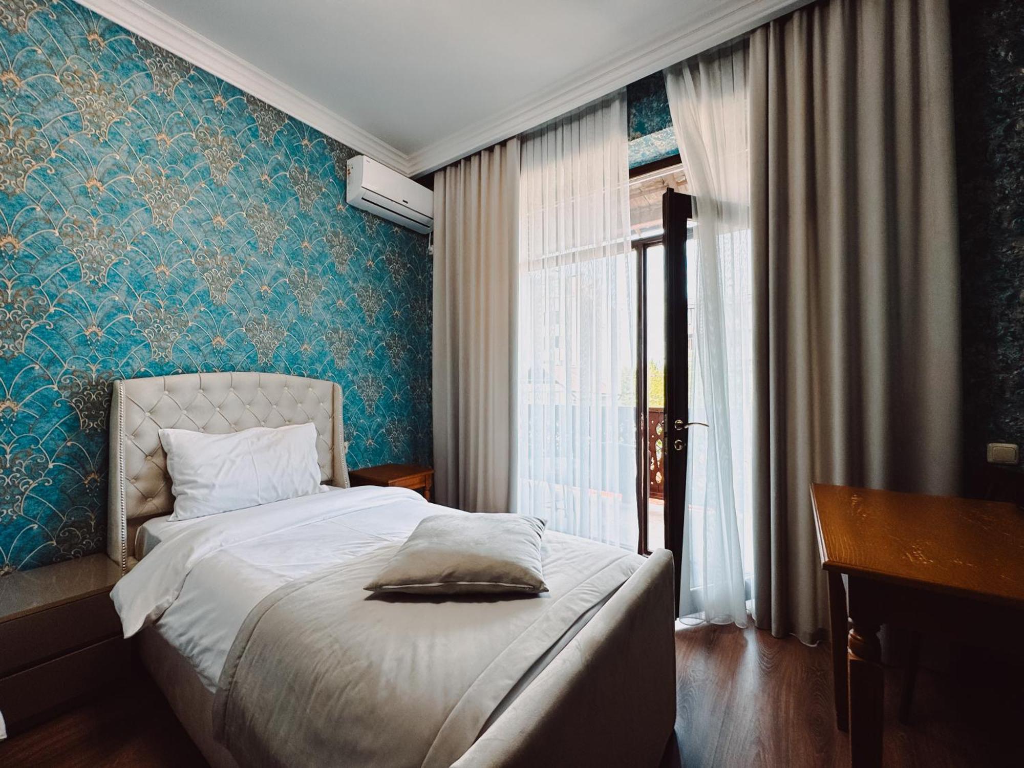 Armenia Hotel Yerevan Exterior foto