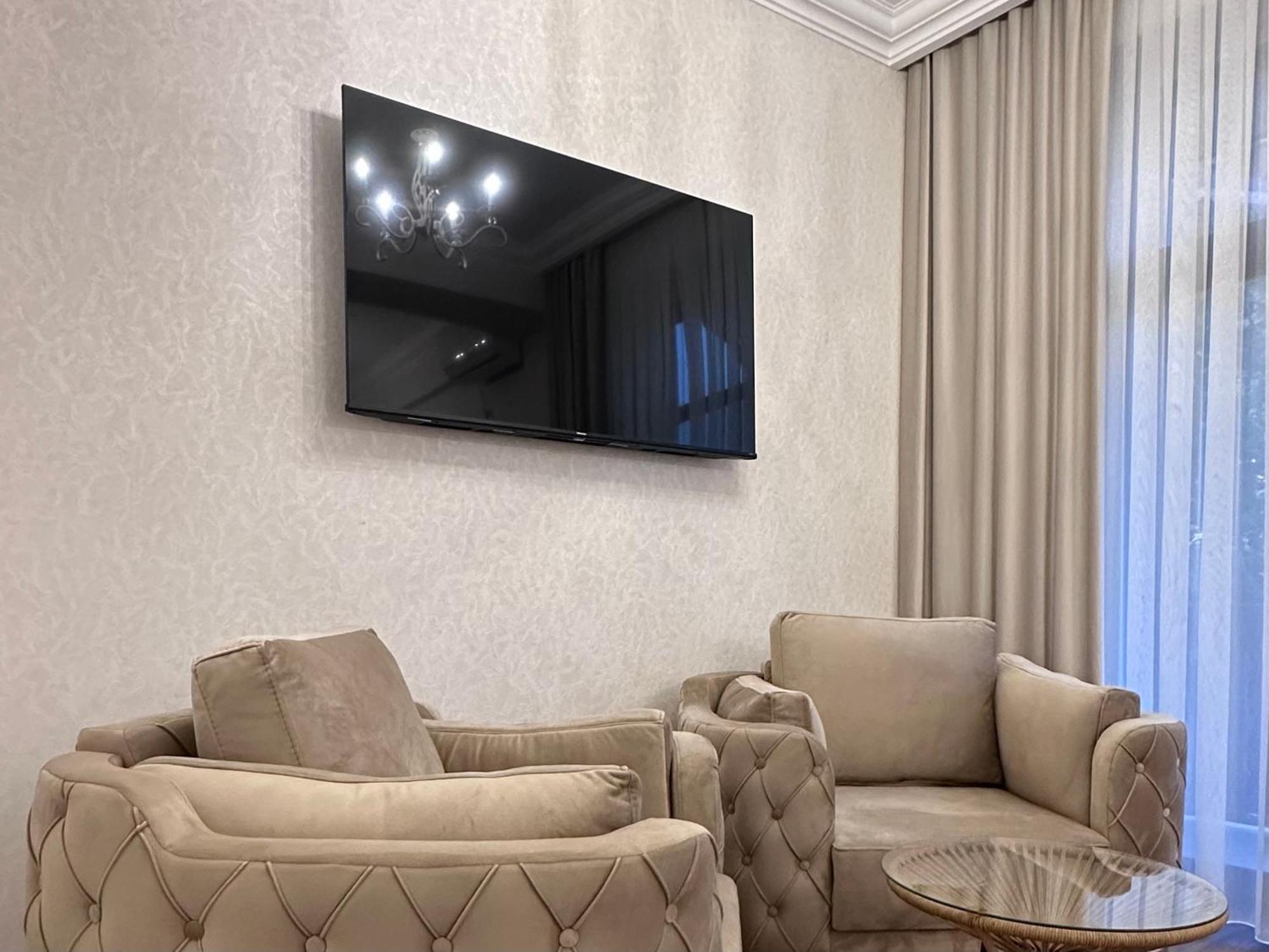 Armenia Hotel Yerevan Exterior foto