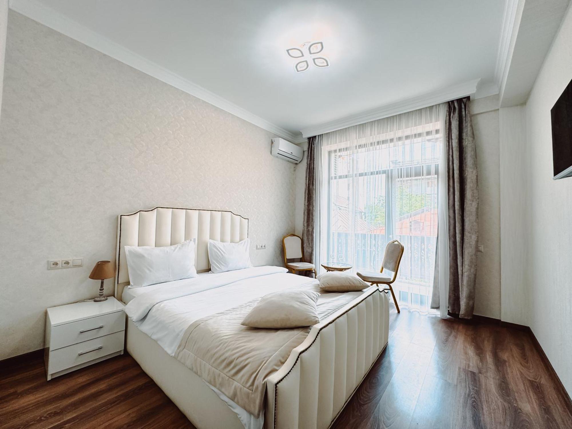 Armenia Hotel Yerevan Quarto foto